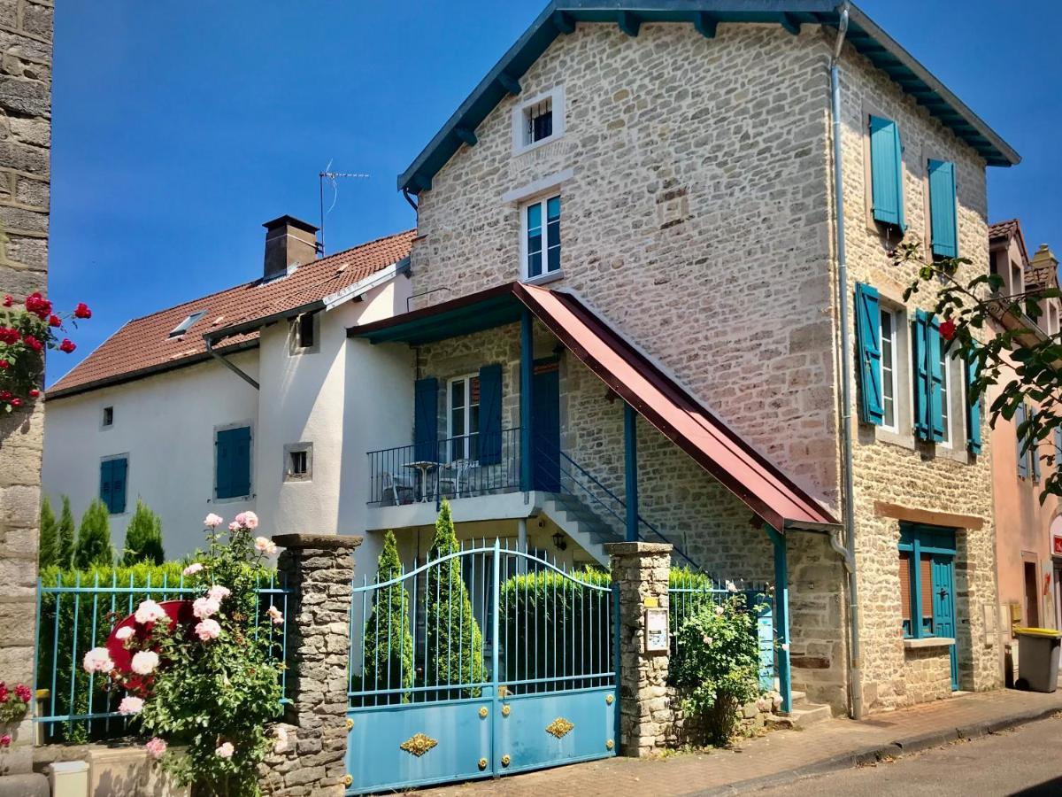 维勒塞瑟尔Manoir Saint-Pierre住宿加早餐旅馆 外观 照片